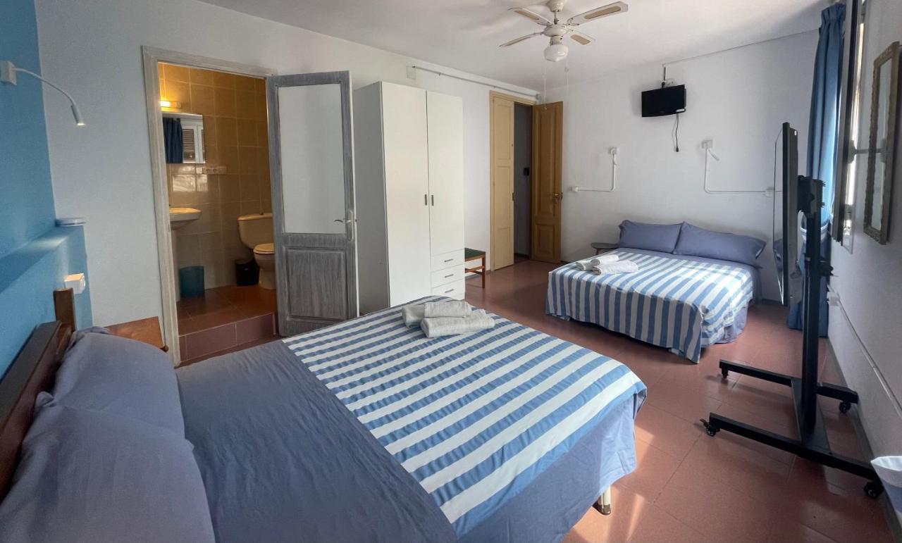 P&R Hostals Can Tort トッサ・デ・マール エクステリア 写真